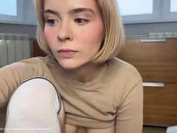 Freechat honey_sunshine on Chaturbate