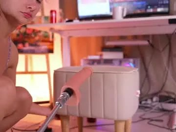 Freechat lil_eva on Chaturbate