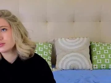 Freechat pinkadele on Chaturbate