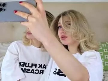 Freechat pinkadele on Chaturbate