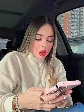 Freechat Alirawrz on StripChat