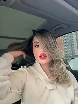 Freechat Alirawrz on StripChat