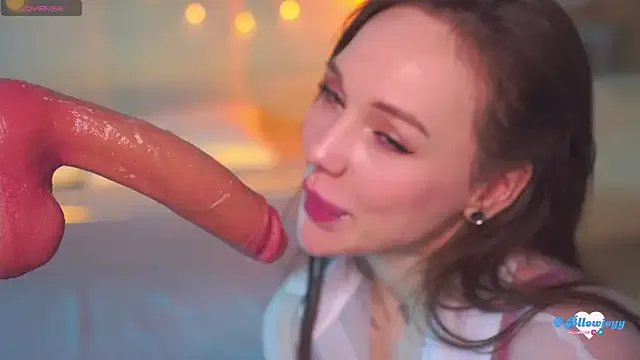 Freechat Bllowjoyy on StripChat