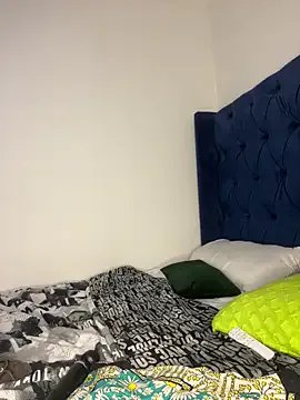 Freechat Boneca25 on StripChat