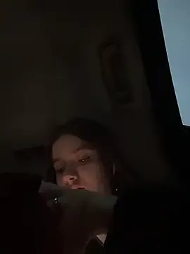 Freechat KittyQueeny on StripChat