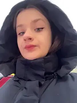 Freechat KittyQueeny on StripChat