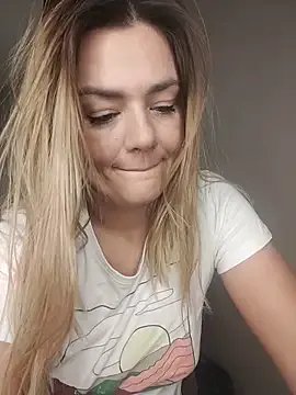 Freechat KrissSexi on StripChat