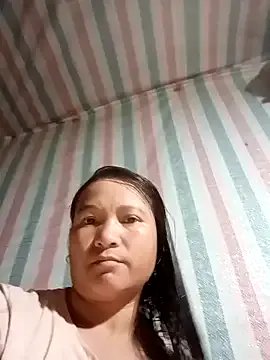 Freechat Love-Mama33 on StripChat