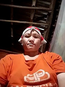 Freechat Love-Mama33 on StripChat