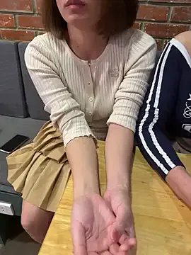 Freechat Meii-meyy on StripChat