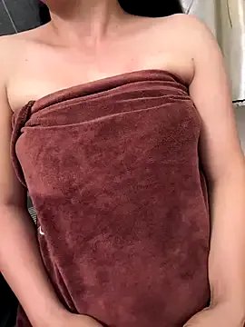 Freechat Meii-meyy on StripChat