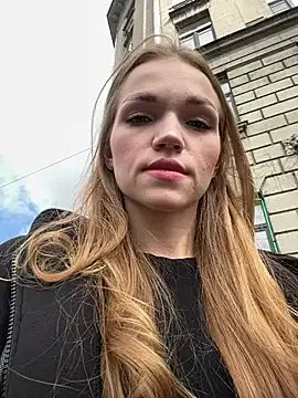 Freechat Porn_cornn on StripChat