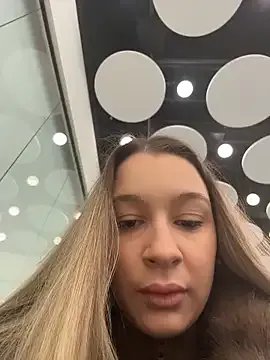 Freechat SashaCatt on StripChat