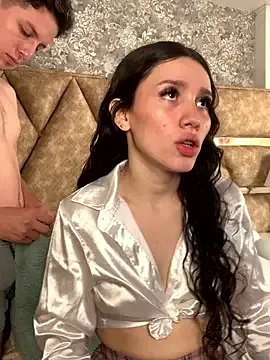 Freechat SsexCouplee on StripChat